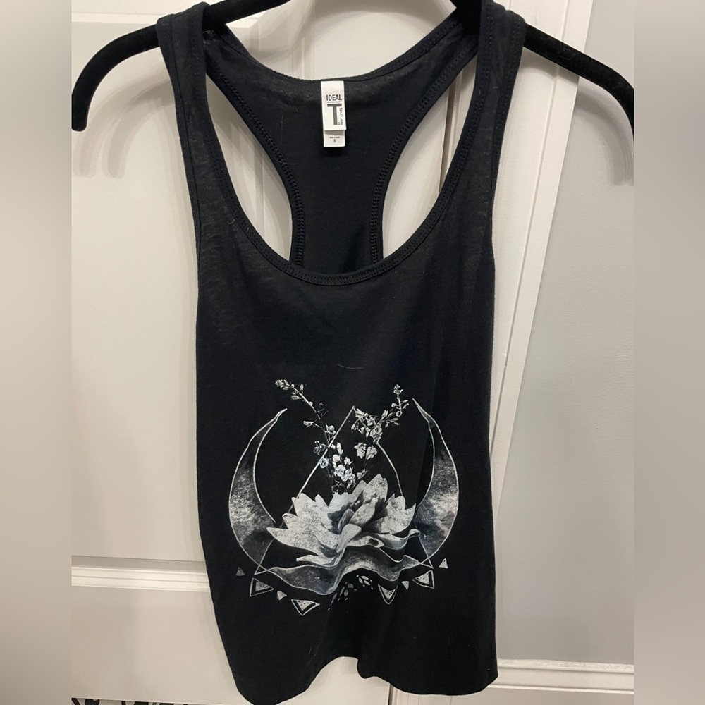Black Size Small Razorback Tank - Picture 1 of 4